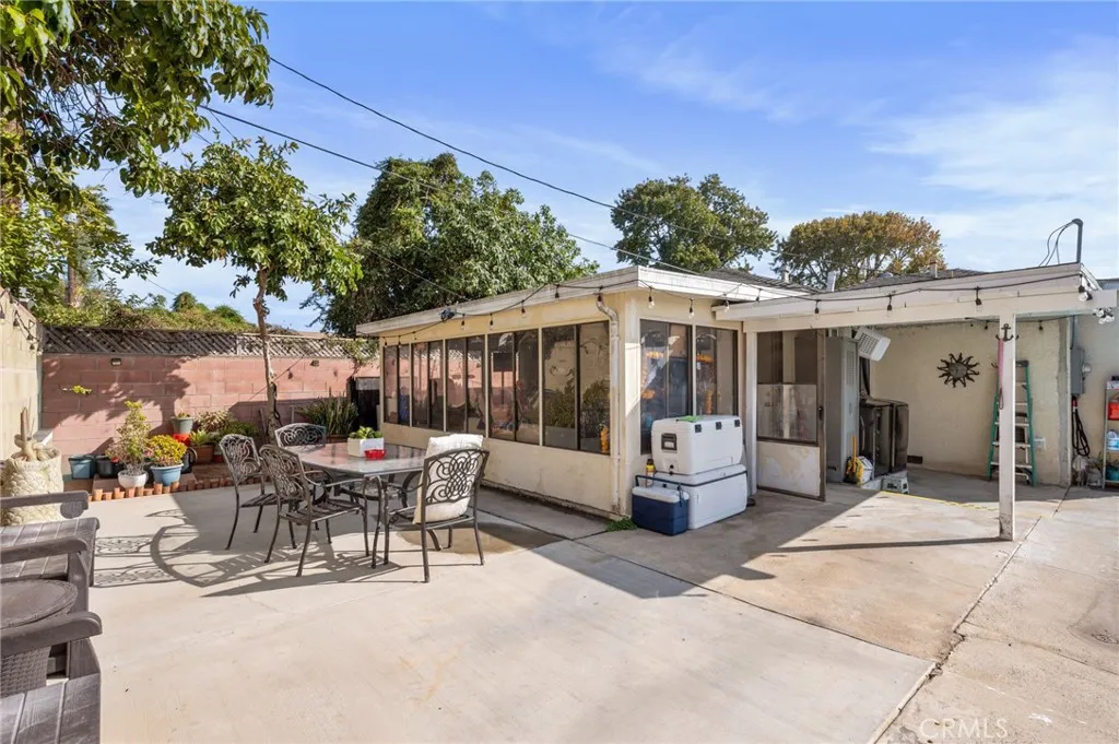 749 W 147th Street, Gardena, California 90247 home-pic-25